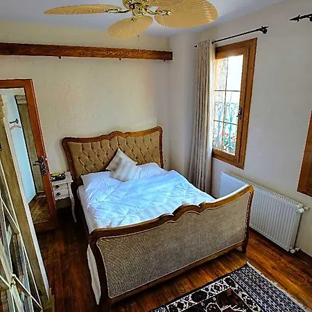 Ibri Boutique 4*